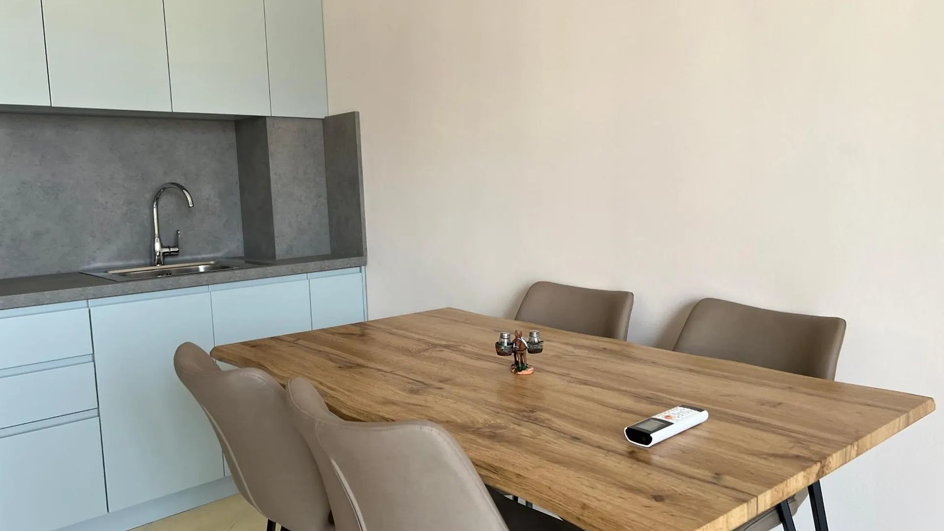 Horizon Apartments 3- 4 People Orikum 0*,