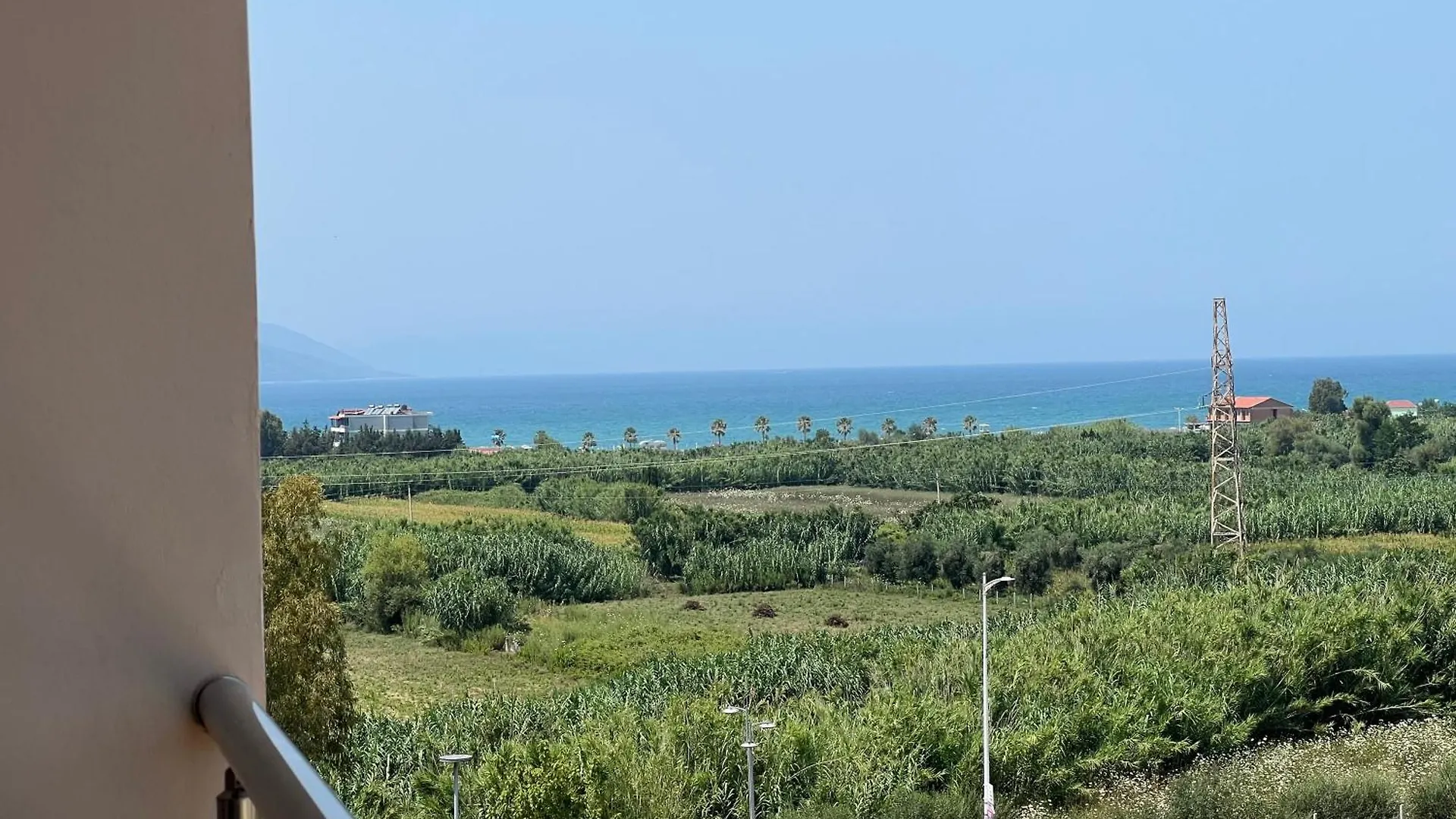 אוריקום Horizon Apartments - Sea & Mountain View -Modern & Spacious Stay אלבניה