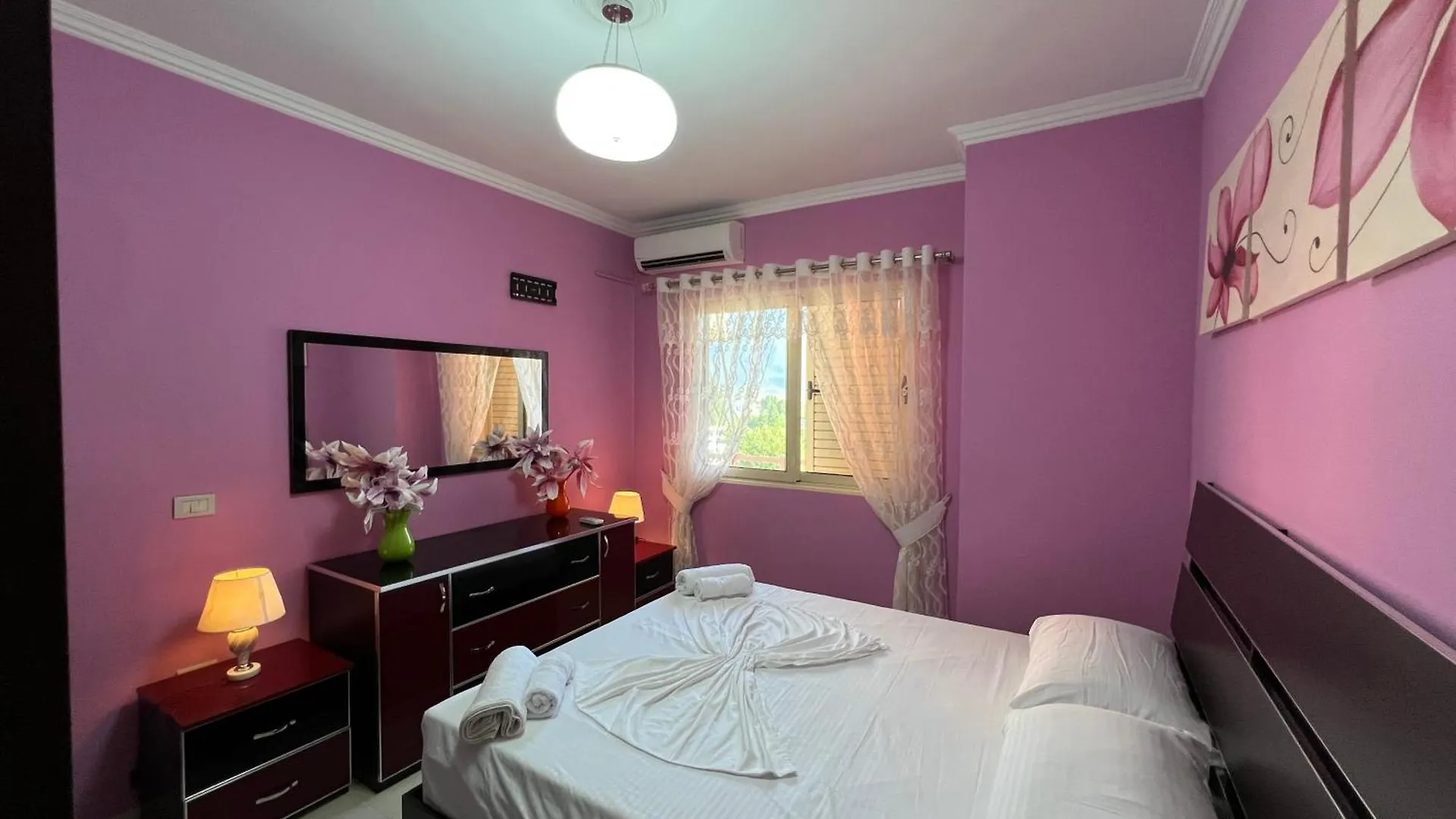 אוריקום Horizon Apartments - Sea & Mountain View -Modern & Spacious Stay אלבניה